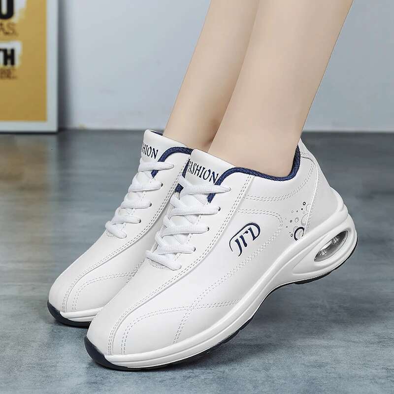 2025 New Women's Running Comfortable Waterproof Leather Basket High Top Designer Fashion Sports Shoes Air Cushion