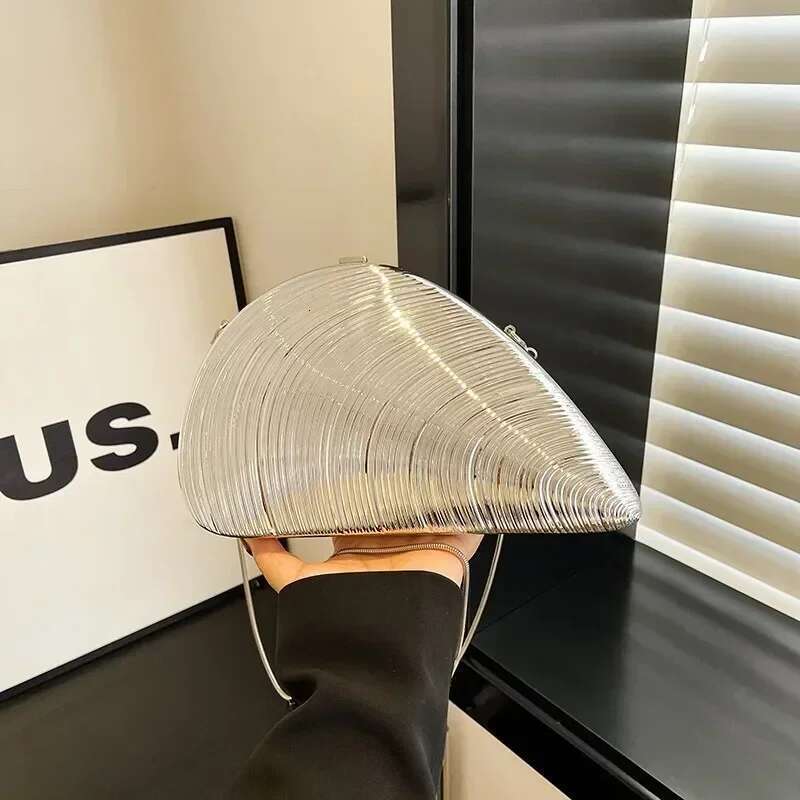 PVC Golden Shell Hot Selg Creative Design Crossbody 2025 Valentine's Day New Party Women's Bag