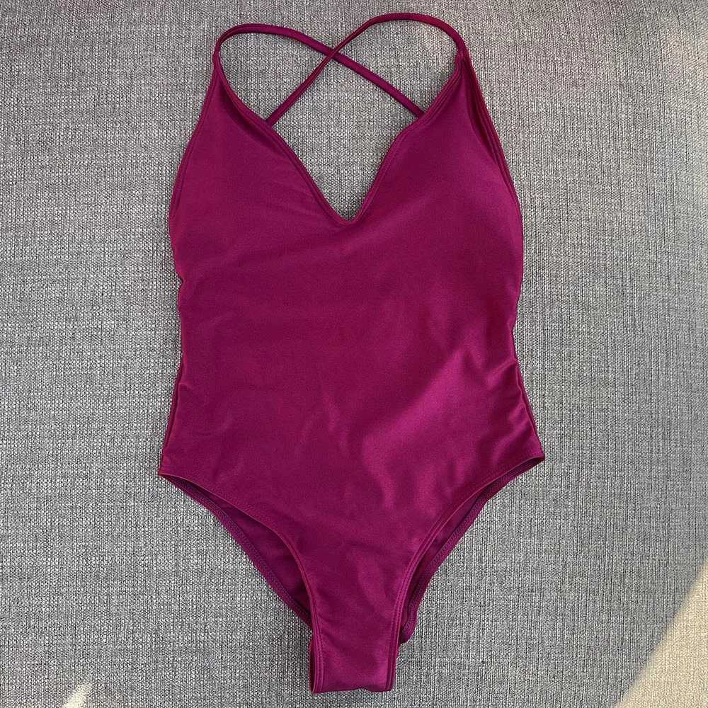 Sexy Padded One Piece Swimsuit Women Swimwear Solid Bathing Suit Monokini Swimming Suit Summer Beachwear maillot de bain femmeW251113