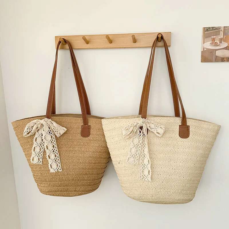 Handmade Beach Bag Women's Large Capacity New Vacation Beach Straw Woven Commuter Bucket Basket Tote Bag Kq1