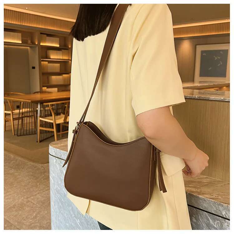 Shoulder Bag Casual Underarm Daily Bags For Home-Work Traffic PU Leather Ladies Bankettas Business Crossbody Bag