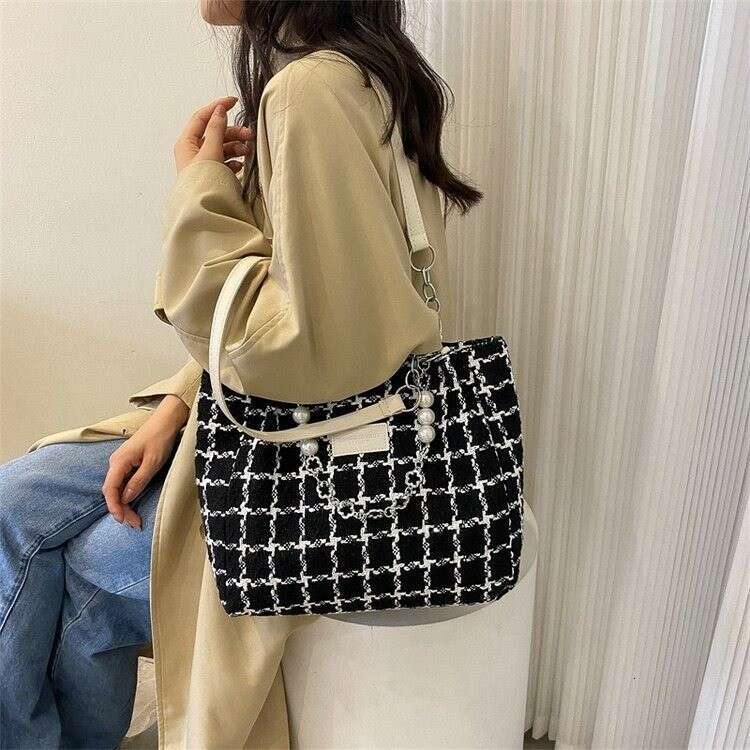 Commuter tote bag women, college student class shoulder bag, large capacity versatile handbag for women