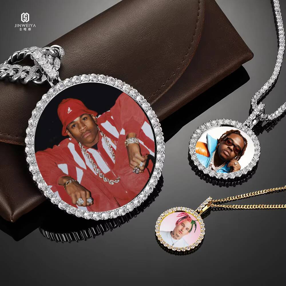 JWY Hip Hop Supplier CZ Moissanite Custom Pendant Photo Frame Pendant Round Shape Iced Out Photo Pendant