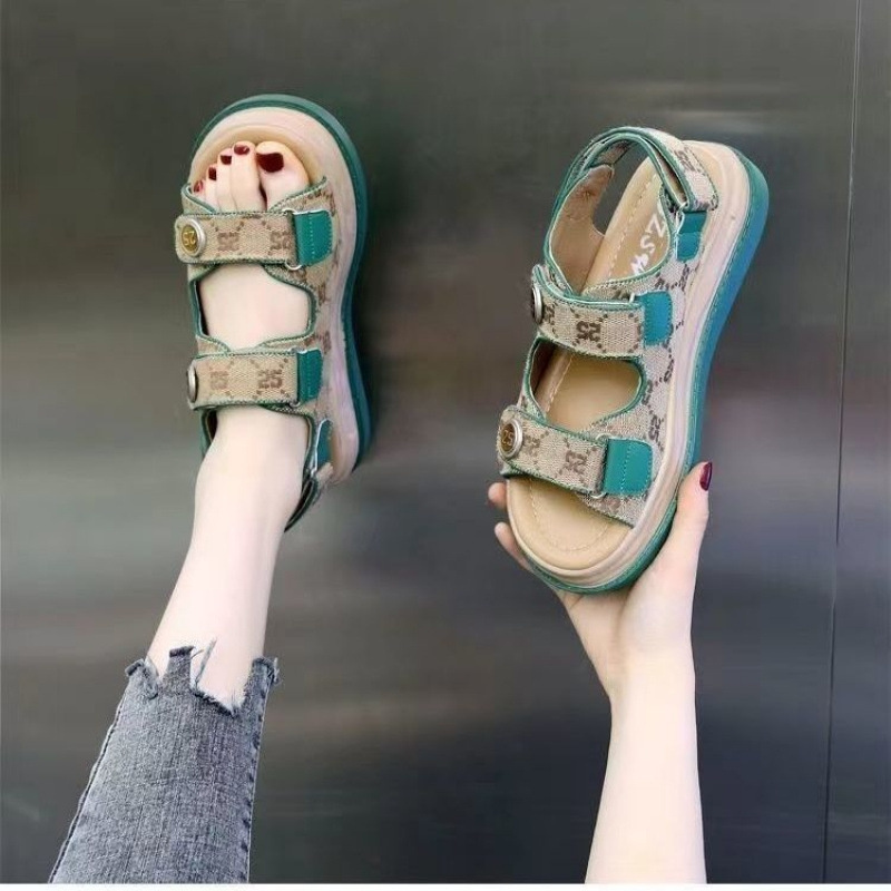 free shipping designer sandals for women ladies2025 Summer New Flat bottomed Fashion Versatile Sports Non slip Beach Sandals Size 35-40 for daily wear