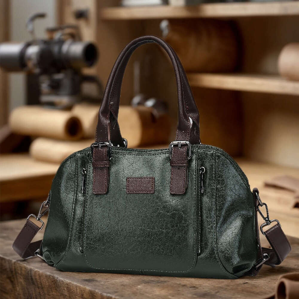 Fashionable handbag, shoulder, crossbody, oil wax three-layer leather, large capacity women's bag, single