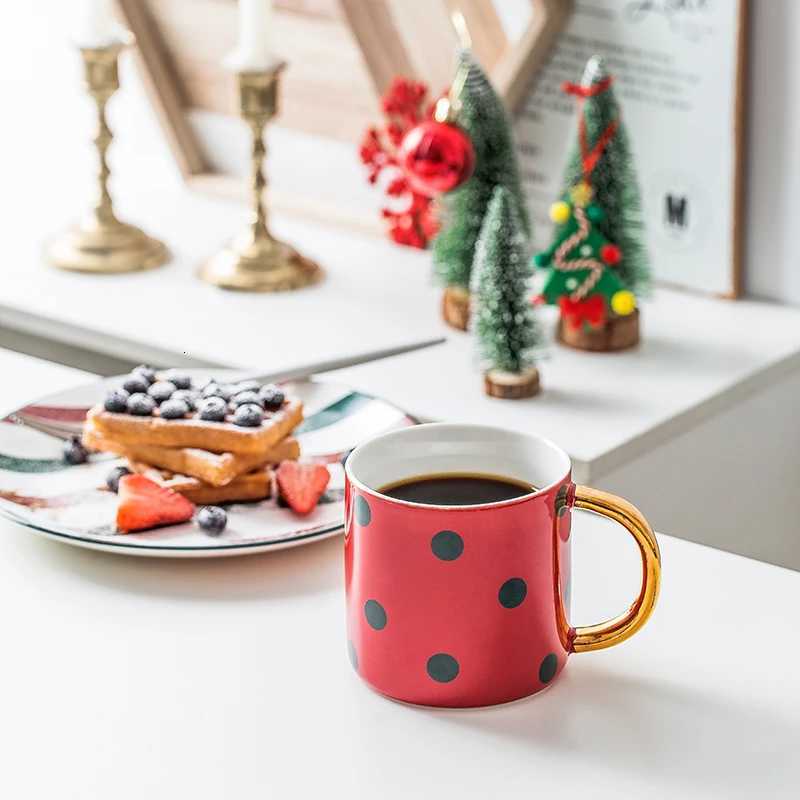 Christmas 1pc Merry Christmas Ceramic Dinner Dish Plate Set Mug Dessert Cake Pastry Fruit Serving Plate Decorative Tableware Y251113