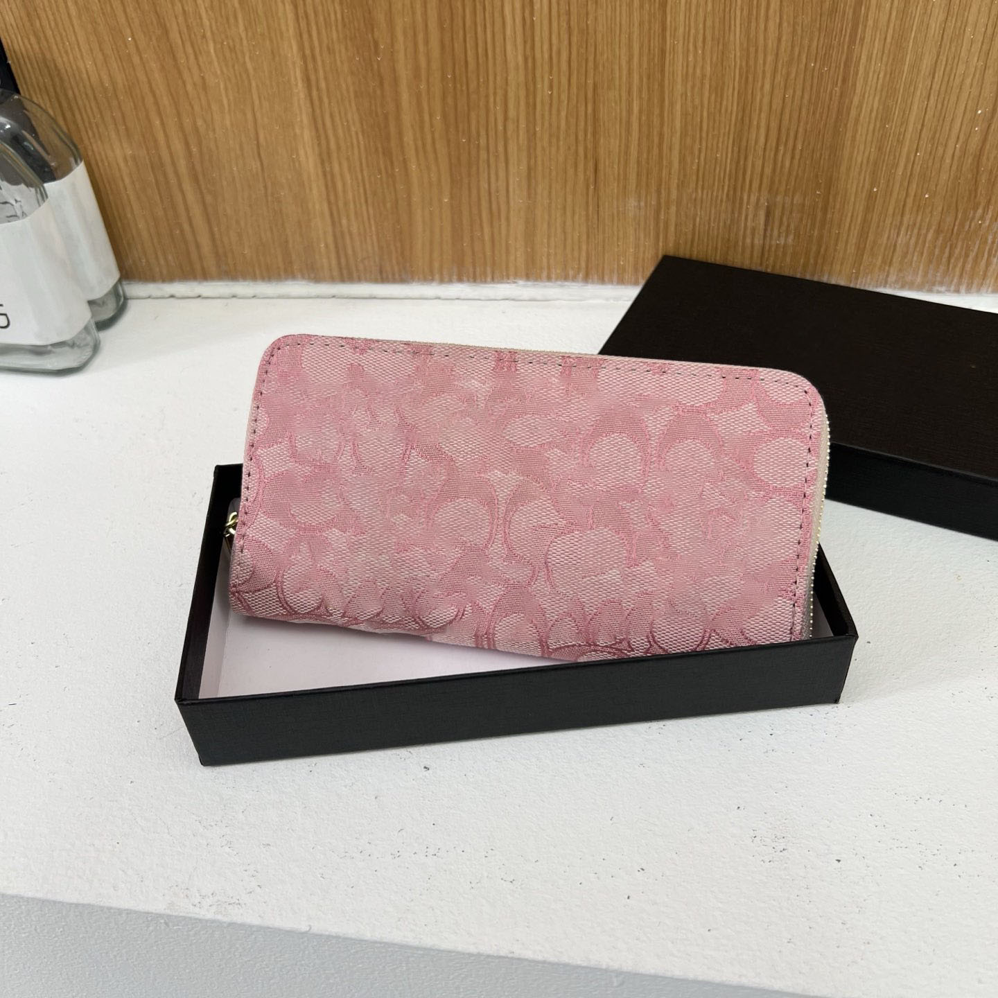 2025 Fashion Women Wallet Genuine Leather Men Wallet Single Zipper Wallets Lady Ladies Long Classical Purse Bag card