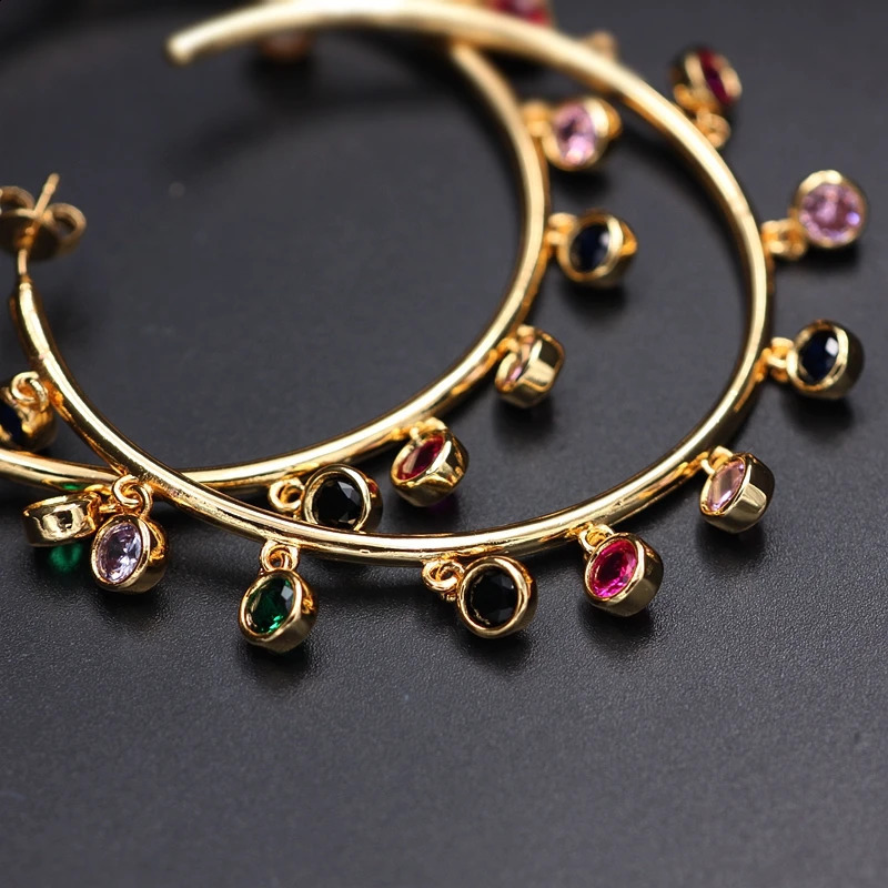 Womens large round black hoop earrings colorful stone sparkling big brother special round earrings wholesale of womens accessories 250409