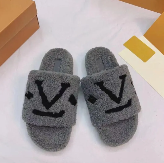 Women Furry Slippers Fluffy Sandal Female Slide Fur Slippers Brand Designer Shoes Warm Indoor Flip Flops Fashion