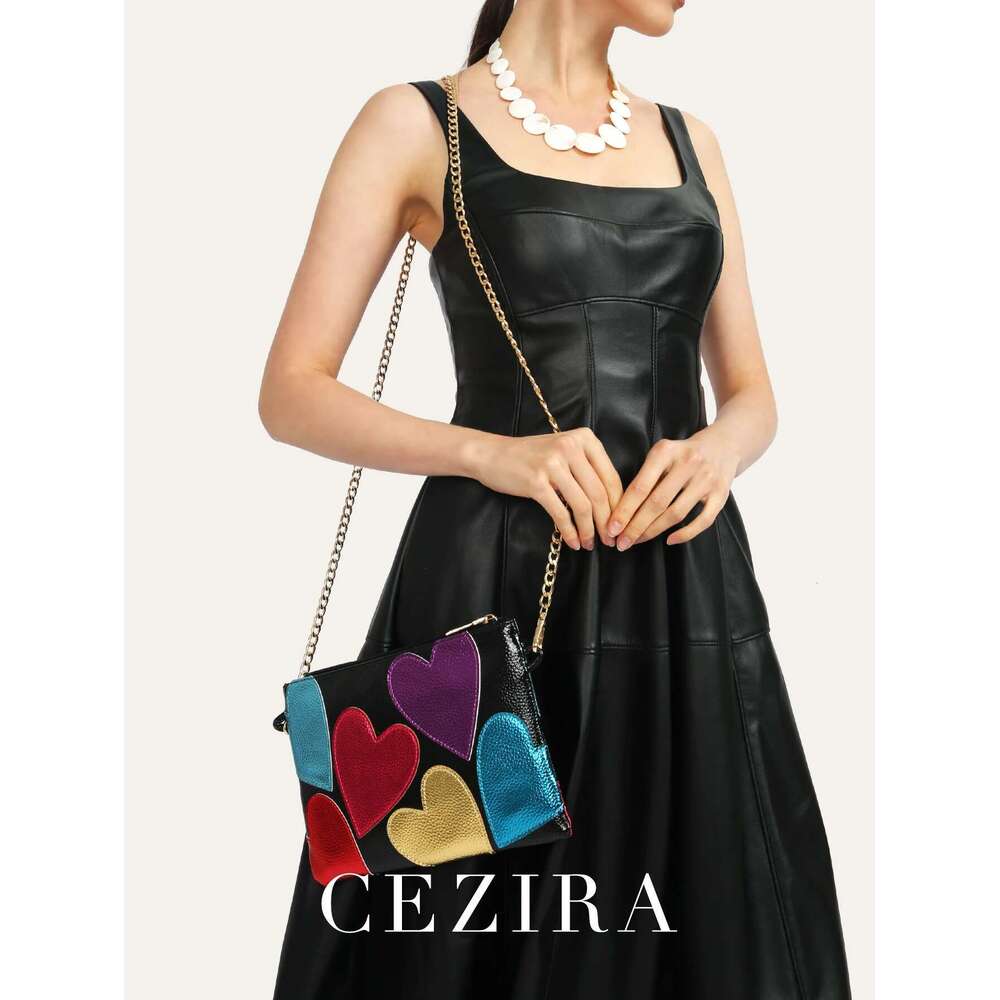 Design Colorful Metallic PU Leather Clutch Women Fashion Sweet Hearts Pattern Square Handbags Chain Crossbody Girls Purse