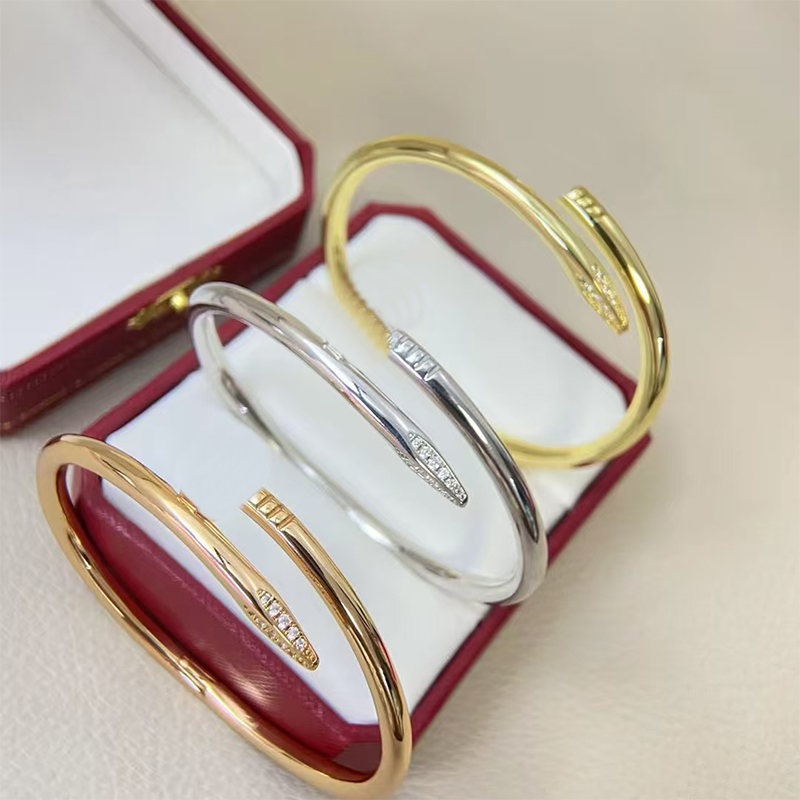 Luxury Crystal Nail Bracelet Brand Love Bracelet High Quality 316L Stainless Steel Designer Jewelry for Men and Women