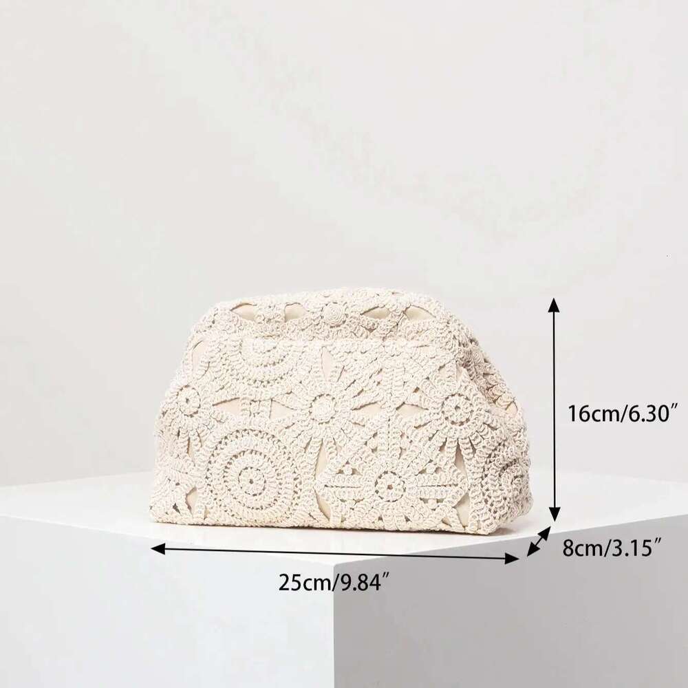 Handmade Beach Bag Pattern Hollow Woven Simple Clutch Bohemian Clip Bag, Holiday Casual Straw Purse, Beach Bag (Random Pattern) Kq1