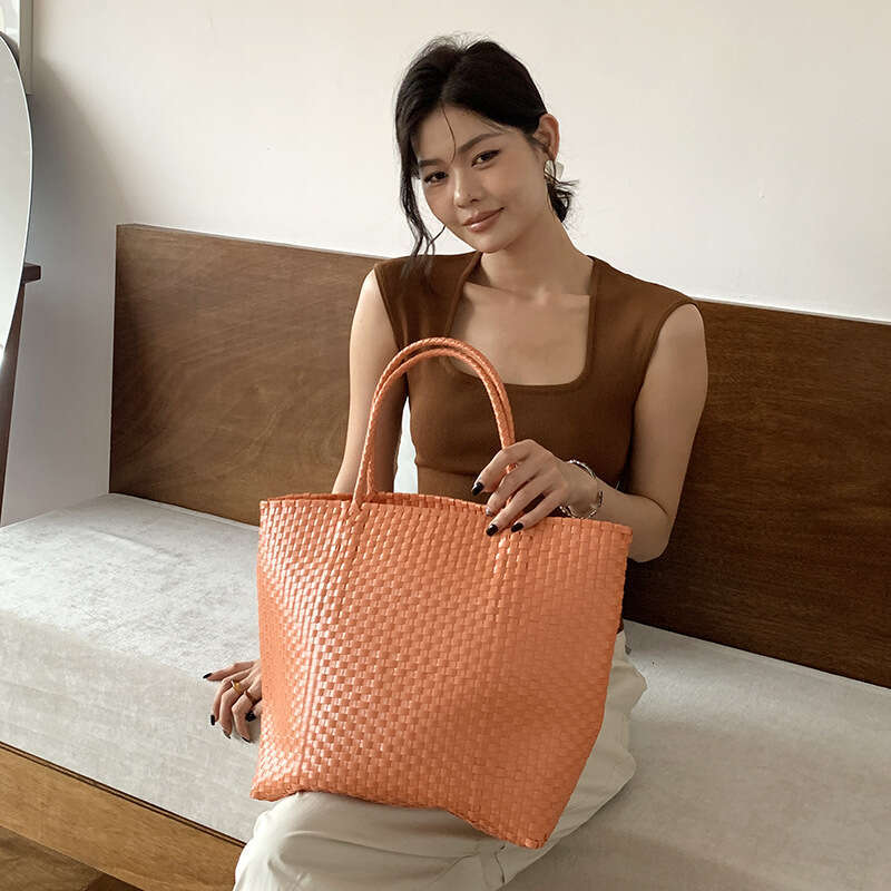 Summer straw vacation style shoulder tote bag, PVC vegetable basket, hand woven bag