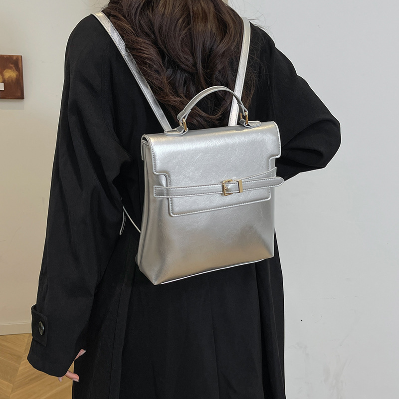 2025S Designer Women S Bag High End Commuting Tote Bag Women New Large Capacity Single Shoulder Crossbody Bag Versatile Backpack For Spring And Summer