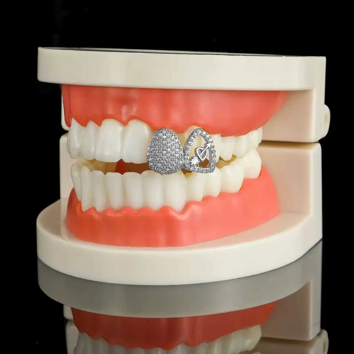 Hiphop Iced Out 5a Zircon Arrow Teeth Grillz Gold Plated Rock Cubic Zirconia Teeth Grills CapXJ250412