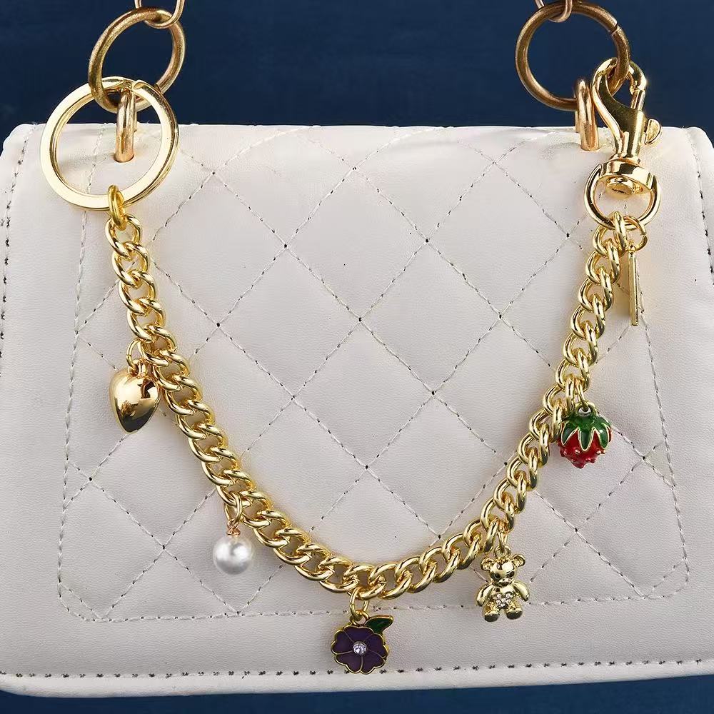 Luxury Cherry Keychain Chain Strap With Charms designer keychain accessories bag pearl charm chain Key Holder jewelry handbags women's exquisite charm keyring