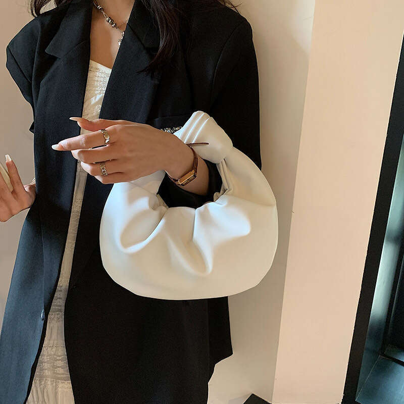 Korean Fashion Crescent 2025 Autumn New Small Texture Women's Bag Simple and Fresh Handbag