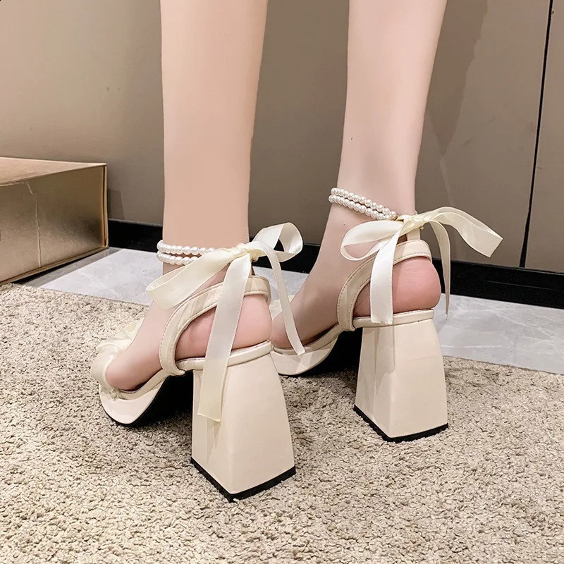 Womens Comfort Shoes Pearl Sandal Set Womens Beige Elevated High Heels Fully Matched Black Bow Fashion Short and Fat Gi 250408