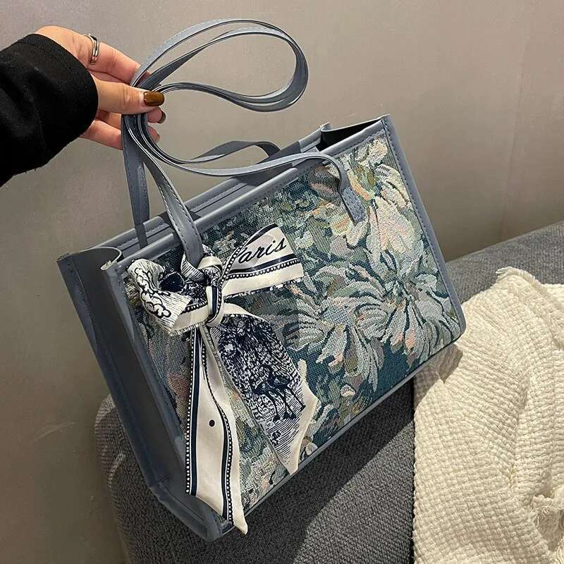 2025 Spring Summer Large Capacity Women's Fashion Versatile One Shoulder Underarm French Commuter Tote Bag