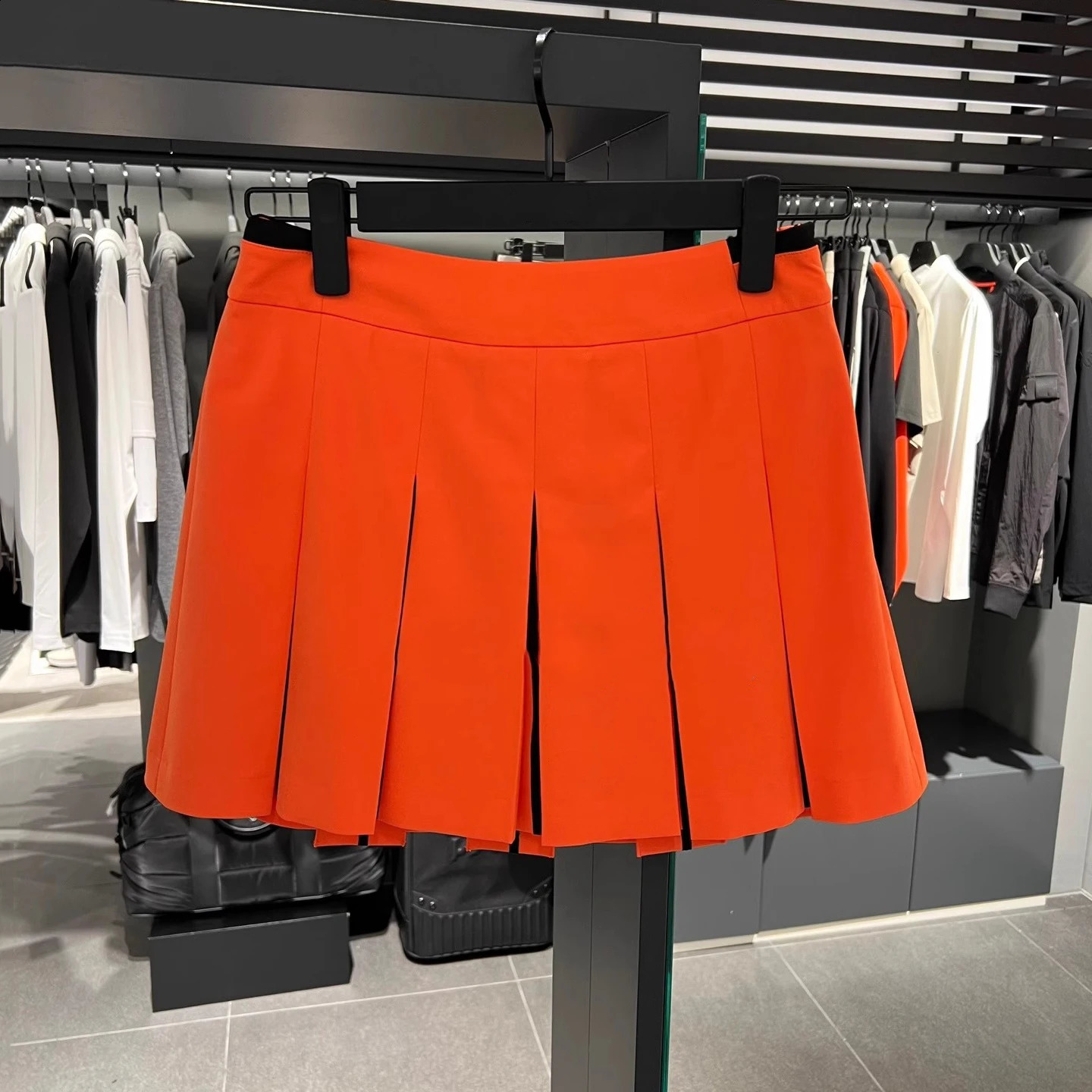 Women Golf High Waisted Temperament Half Skirt Fashionable And Versatile Casual Sports Golf Short Skirt 250411