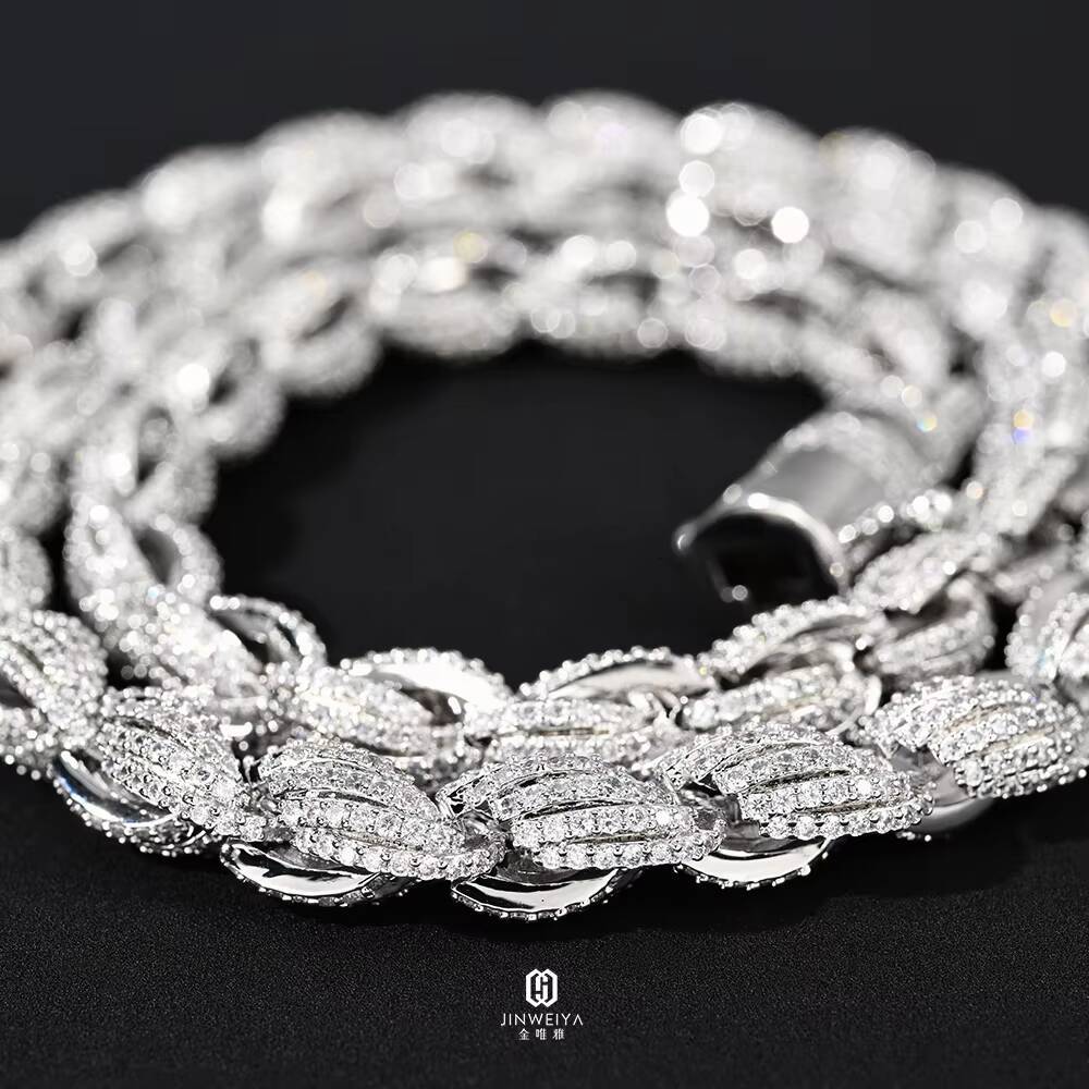 High-quality Factory Price Custom Rapper Big 8mm 925 Sterling Silver Full Iced Out Moissanite Twist Rope Chain for Men