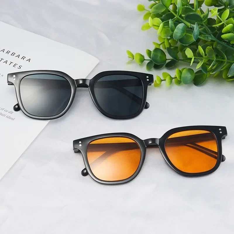 New Ins Style Retro Square Sunglasses Fashion Personty Trend Simple Glasses Men and Women The SameC250412