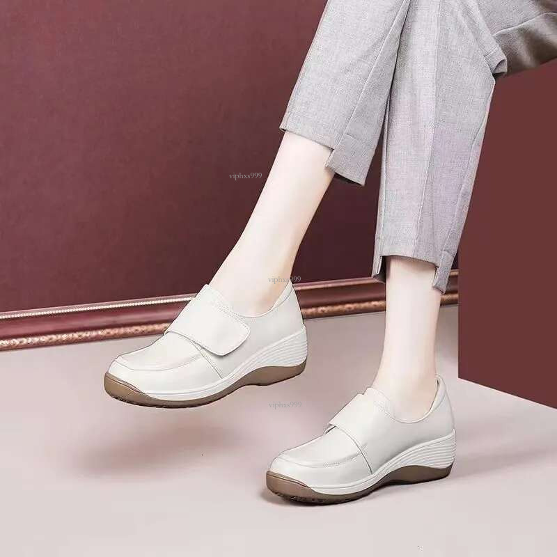 New Free Shipping Designer Shoes Designerspring And Genuine Leather Women's Thick Soled Shoes Sole Soft Surface Comfortable Casual Wear Resistant