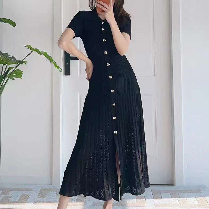 Designer New Chinese Socialite Style Short Sleeved Knitted Mid Length Dress For Summer 2025, Slimming Down