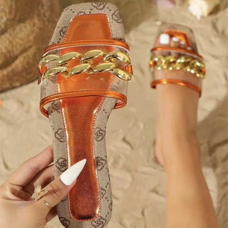 2024 New Summer Women Flat Slippers Luxury Outdoor Beach Flat Sandals Trend Brand Designer Slippers Women Big Size Slides Women Z251113
