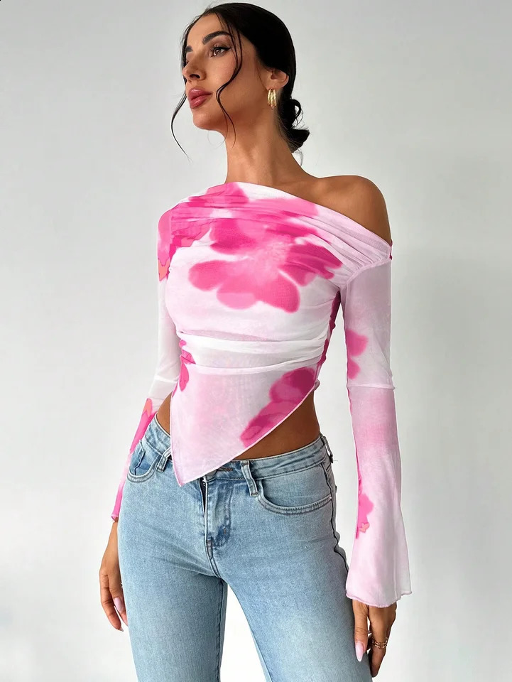 Elegant n sense of women Stained graduation print irregular hem shoulder long sleeved Tshirt 250407