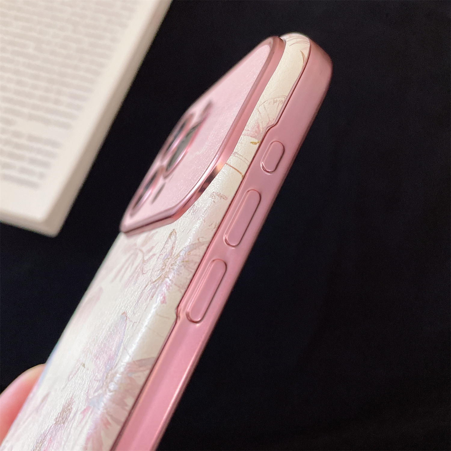New Fashion Fragrance Home Butterfly Pink White Compatible Apple Pro Max Phone Case iPhone Women's Designer Phone Case