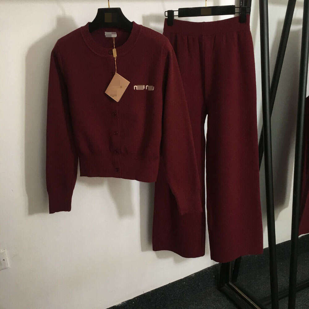 Designer clothing 25 Nanyou New Sports Set Simple Letter Long Sleeve Knitted Cardigan+High Waist Wide Leg Pants