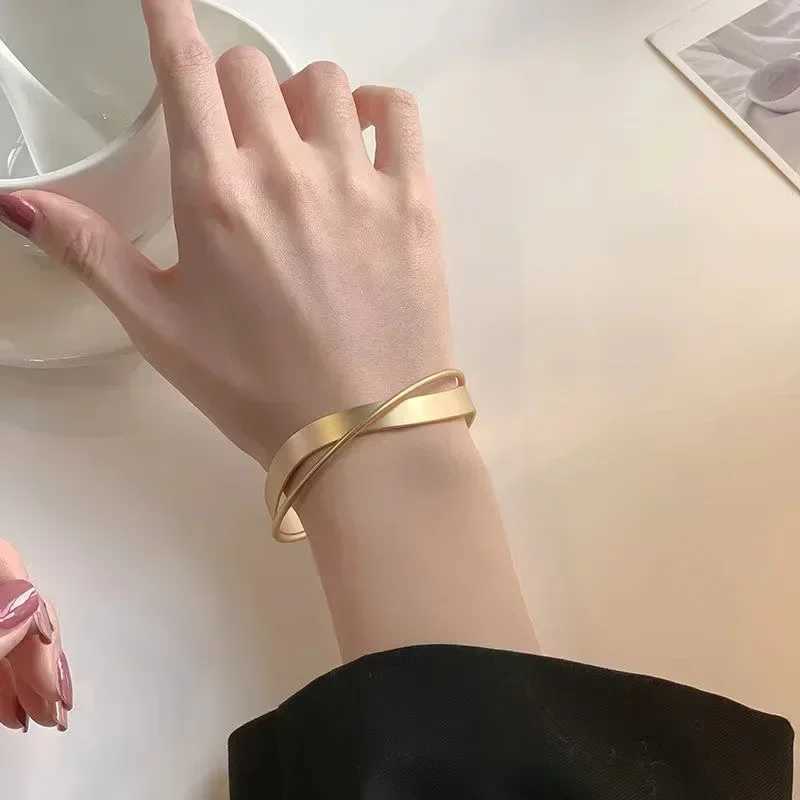 Stainless Steel Adjustable New Design Gold Plated Bracelet Womens Luxury Gifts Bracelet for Women Jewelry GiftC250411
