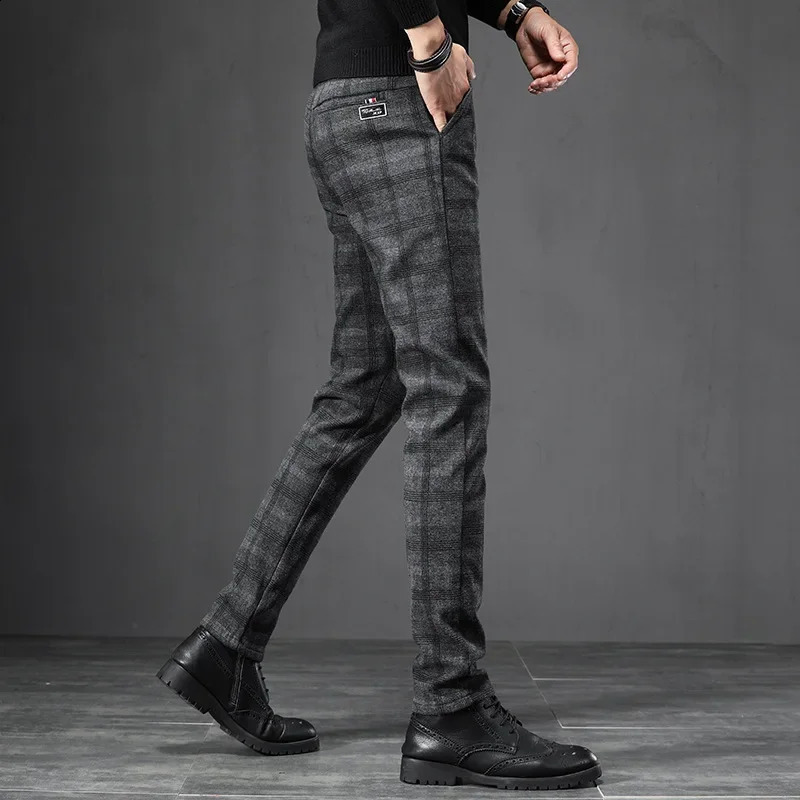Autumn mens brushed flat bottom pants Korean style gray elastic straight slim fashion work pants blue and black men 250410