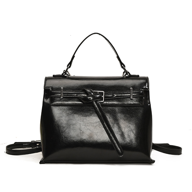 2025S Designer Women S Bag Luxury Crossbody New Trendy Single Shoulder Backpack Versatile Large Capacity Western Style Handheld Women S Bag