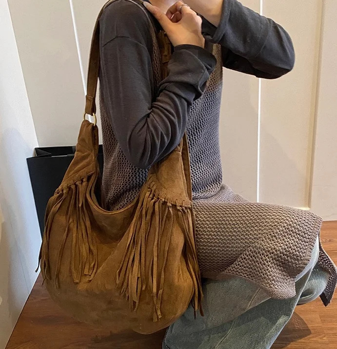 Bohemia Style Tassels Shoulder Hobo Bags for Women Faux Suede Large Capacity Wild Tote Bag Latest Fashion Handbags 251110