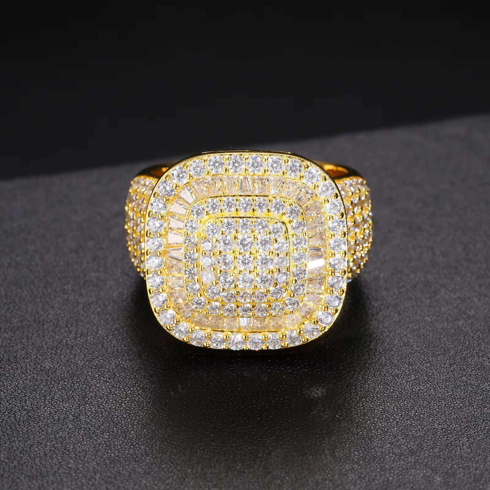 Luxury Hip Hop Jewelry 18K Gold Plated 925 Sterling Silver VVS Moissanite Diamond Iced Out Hip Hop Geometric Ring for Men