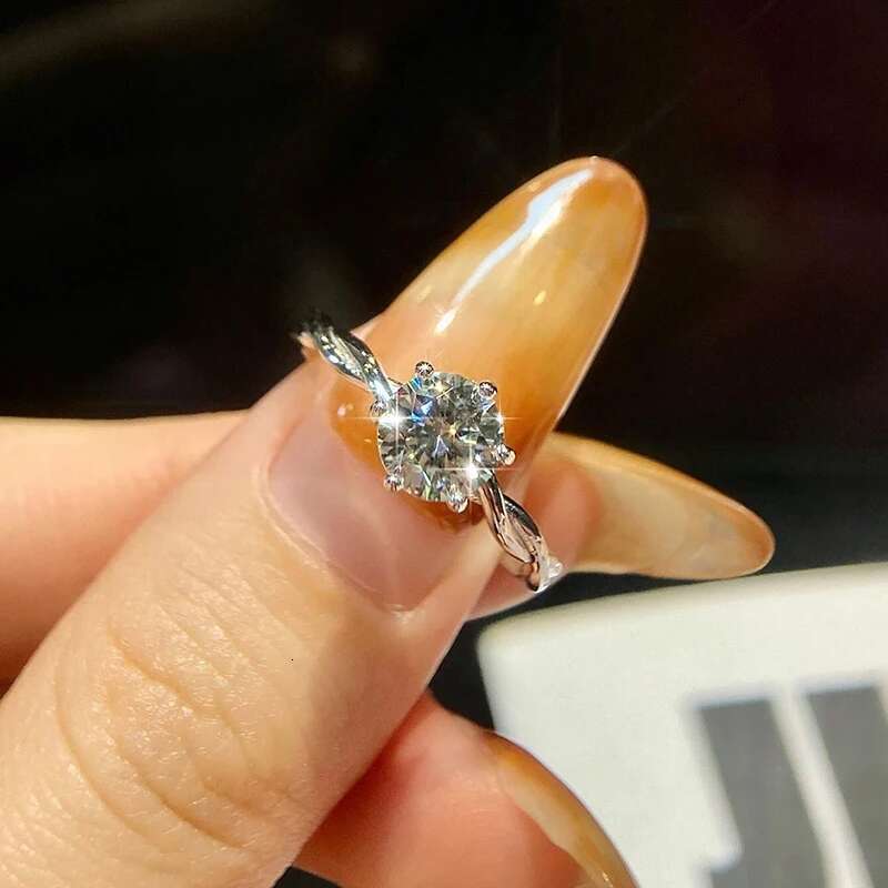 GRA 1CT Moissanite Diamond Winding Round Shiny Ring Suitable for Womens Daily WearReal 925 Sterling Silver Luxury Jewelry