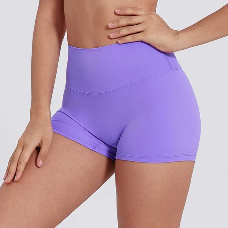 Womens yoga fitness shorts running bike womens legs fast drying breathable high waisted yoga shorts Y250412