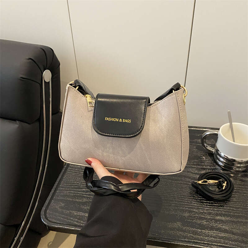Women's 2025 new single shoulder diagonal cross small square internet famous Korean version contrasting color armpit bag trend