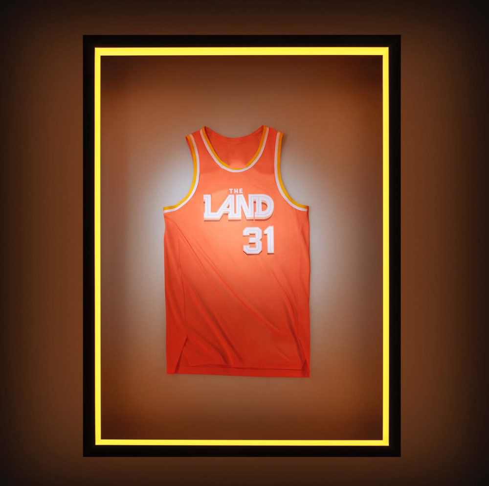 01 Mitchell 2025-26 City Hardwood Classic Basketball Jerseys Jarrett 31 Allen Darius 10 Garland De'Andre 12 Hunter Max 1 Strus Custom