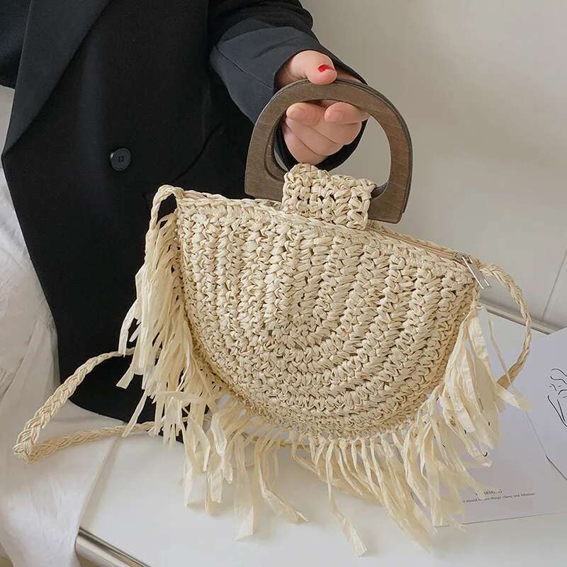 Handmade Beach Bag Fashion Straw Woven Shoulder Messenger Bags Women's Saddle Crossbody Bag Summer Beach Female Tassel Handbag Kq1
