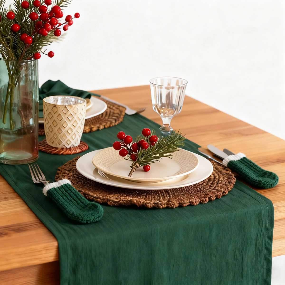 Christmas Christmas Solid Color Skin Friendly Absorbent Washable Table Flag for Holiday Party Restaurant Decoration Y251113