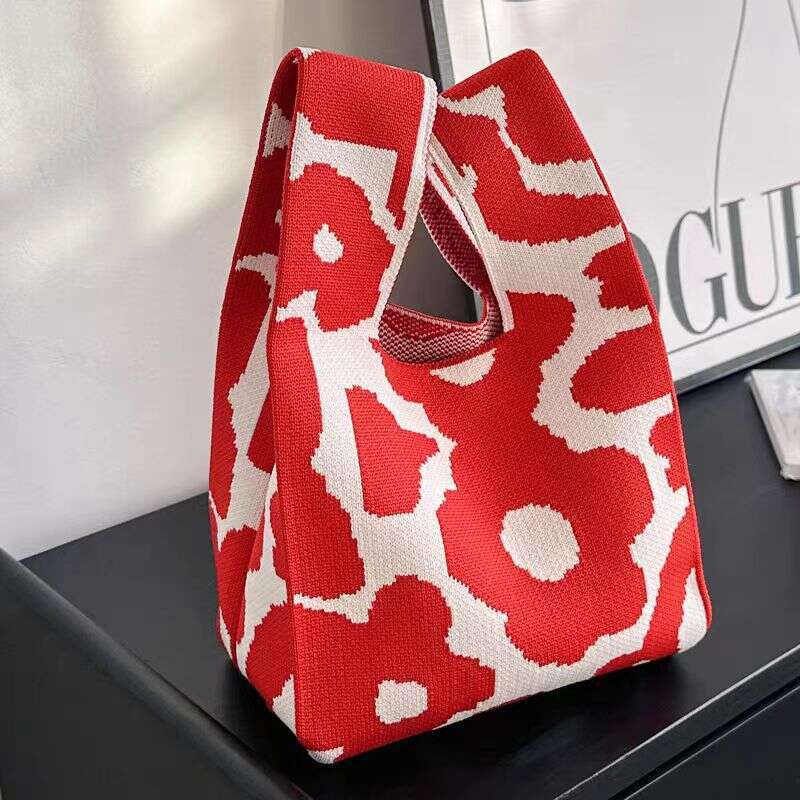 New goddess flower knitted women's vest bag, handbag, niche design, versatile, personalized and casual