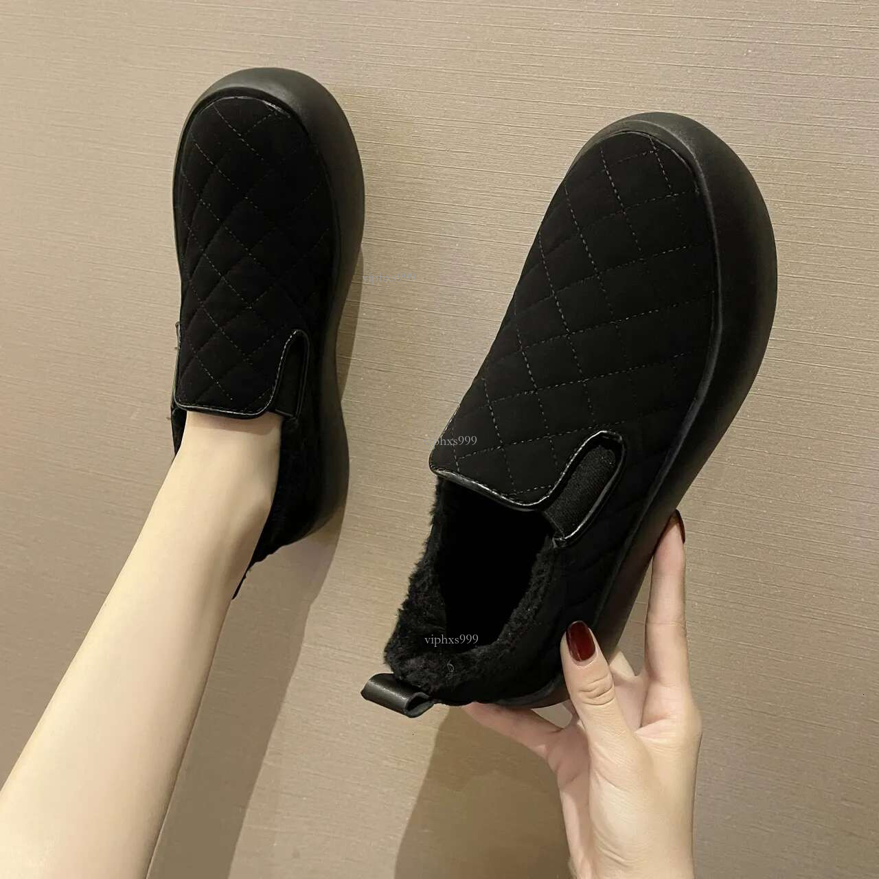 2025 New Designer Shoes Outdoor Waterproof Lazy Fur With Plush Warm Winter Wear Fashionable Women's Flat Cotton Shoes