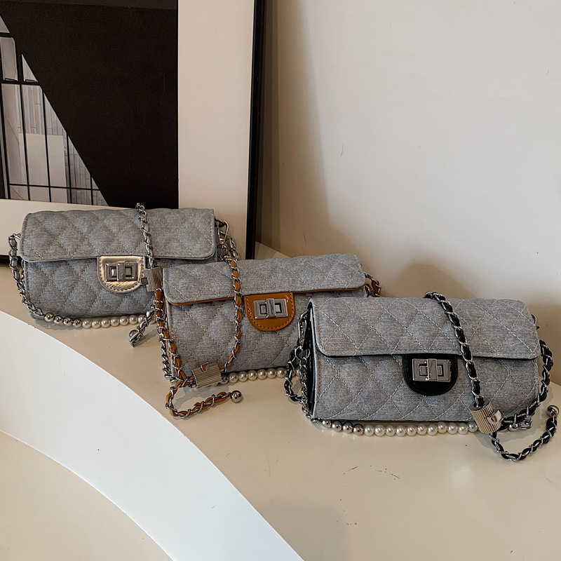 2025S Designer Women S Bag Summer New Lingge Embroidery Thread Fragrant Wind Chain Women S Lock Pearl Handheld Single Cross Shoulder Small Square Bag