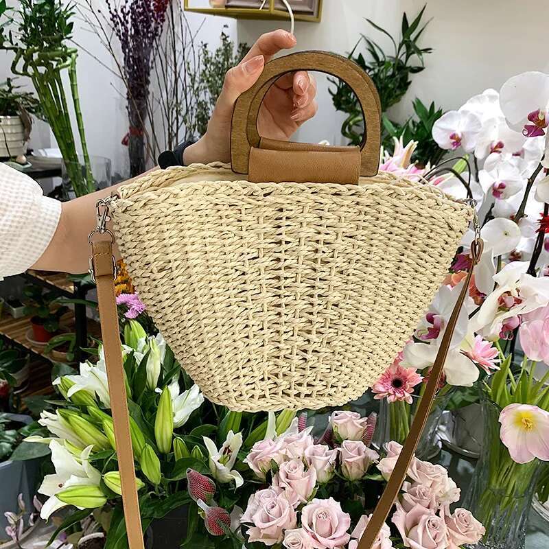Handmade Beach Bag Fashion Straw Handbag For Women Summer Hand-Woven Rattan Beach Basket Shoulder Crossbody Bag Large Capacity Travel Totes Kq1