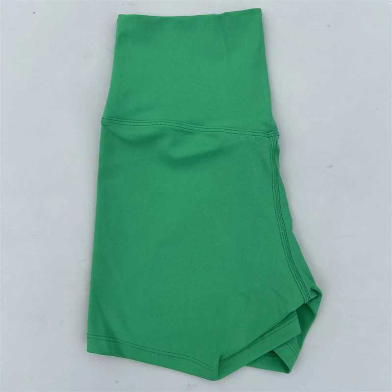 Womens gym sports shorts yoga shorts high waist exercise shorts short leg exercise shorts running shorts cycling shorts tight fitting soft sportswear 
