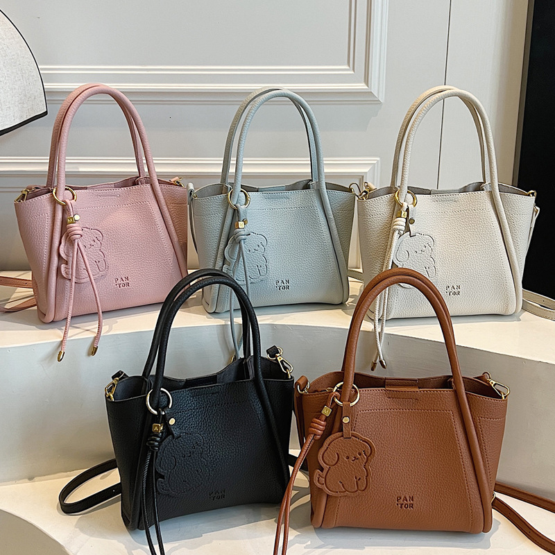 2025S Designer Women S Bag High End Handbag For Women New Trend Fashion Versatile Work Bucket Commuting Shoulder Crossbody Bag