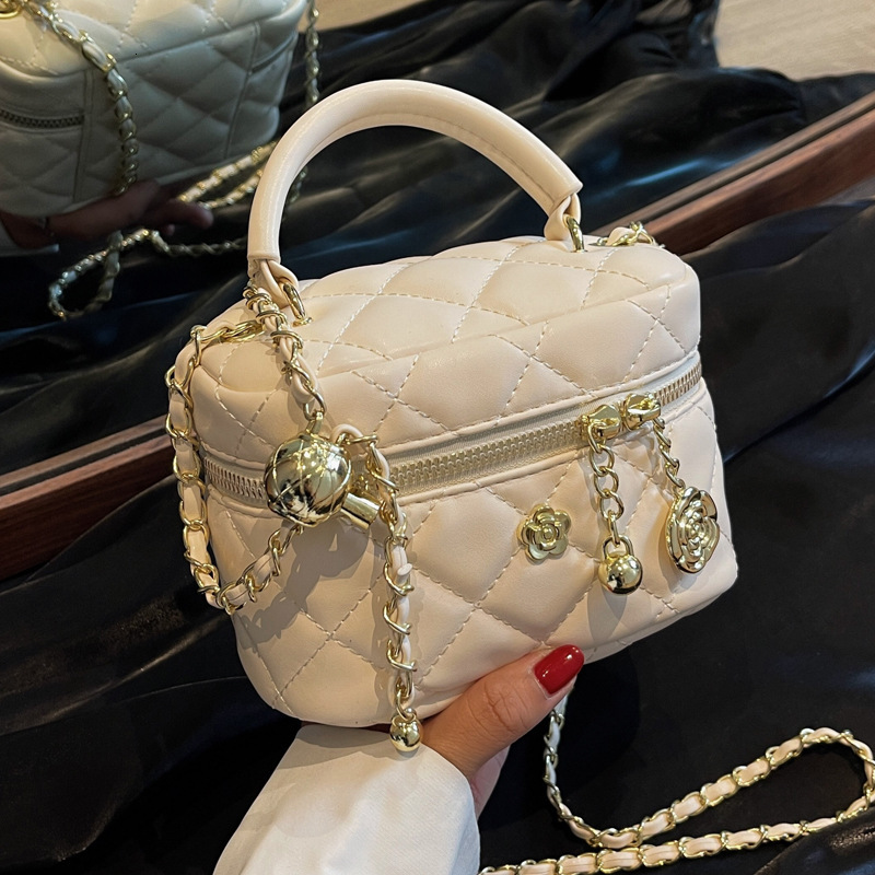 2025S Designer Handbag For Spring Summer New Style Dia Grid Chain Crossbody Women S Fashionable And Stylish Mini Box Bag